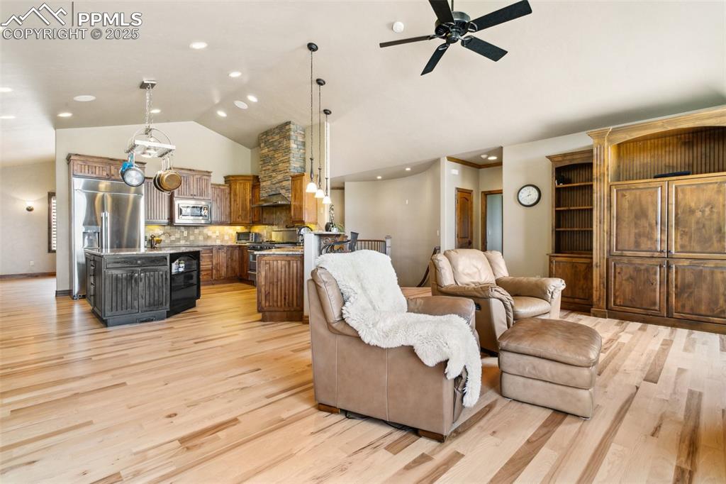 Image 15 of 47: Living Room