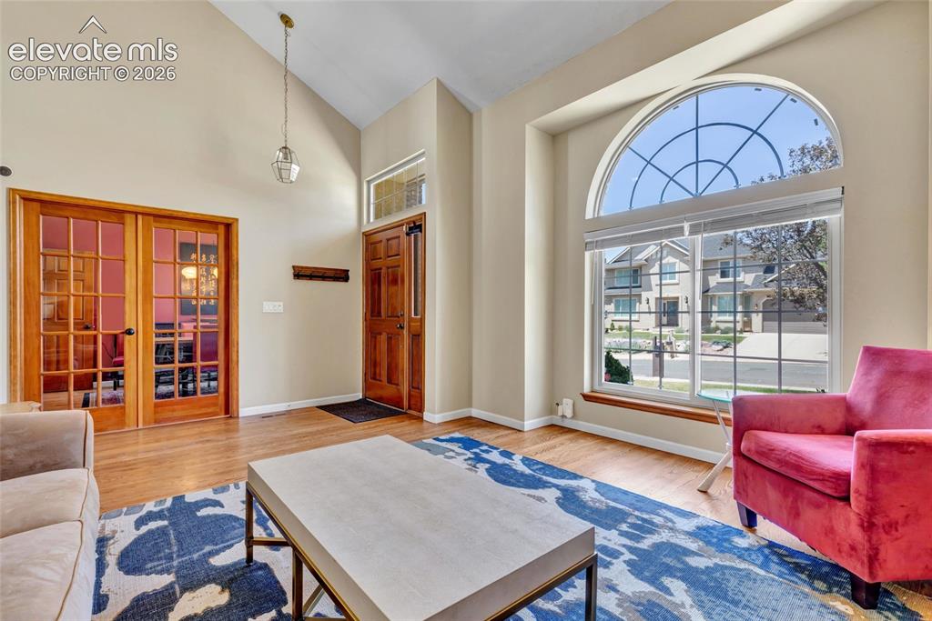 Image 11 of 50: Living Room