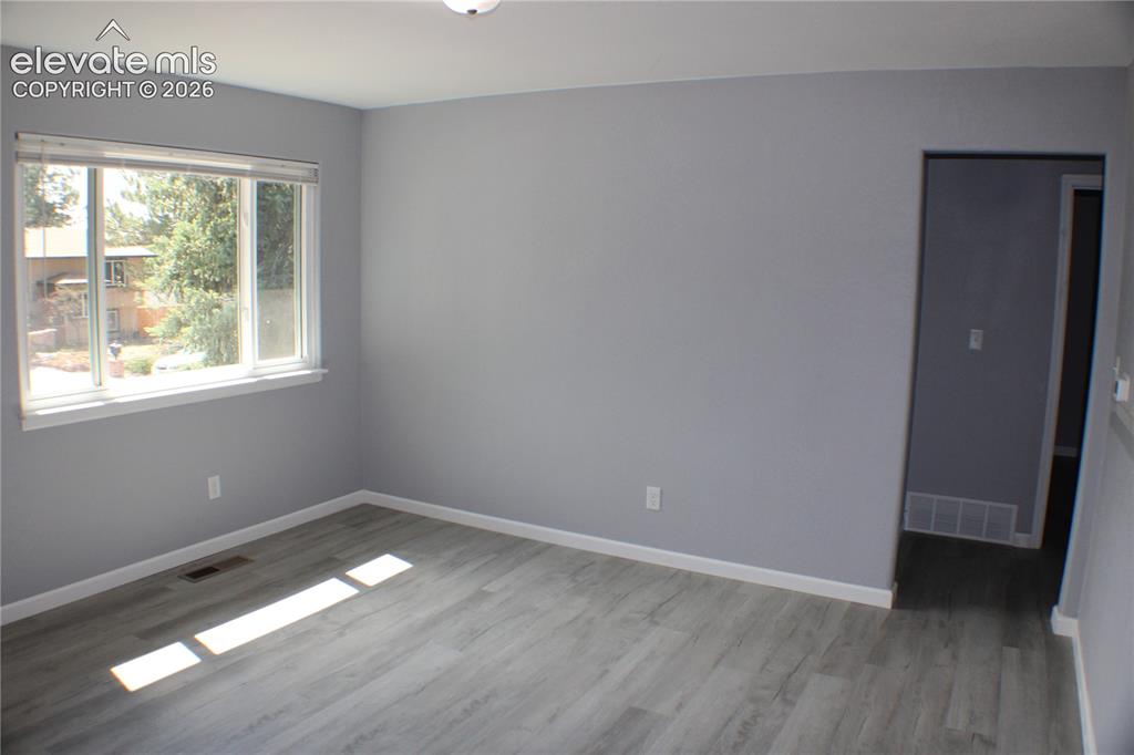 Image 3 of 28: Living Room