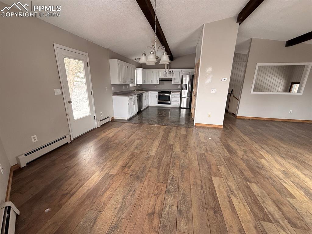 Image 5 of 29: Dining Room