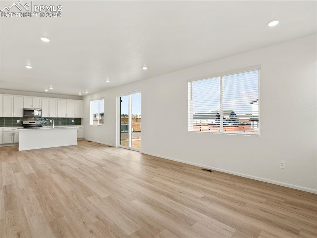 Image 10 of 27: Living Room