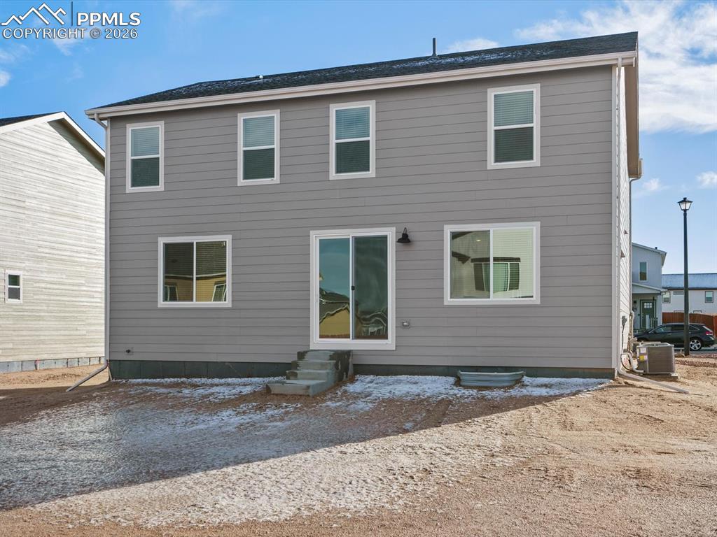 Image 26 of 27: Back of Structure