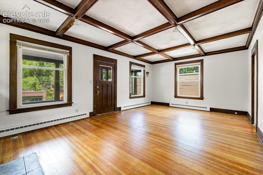 Image 5 of 28: 125 Ruxton - modern upgrades with original touches