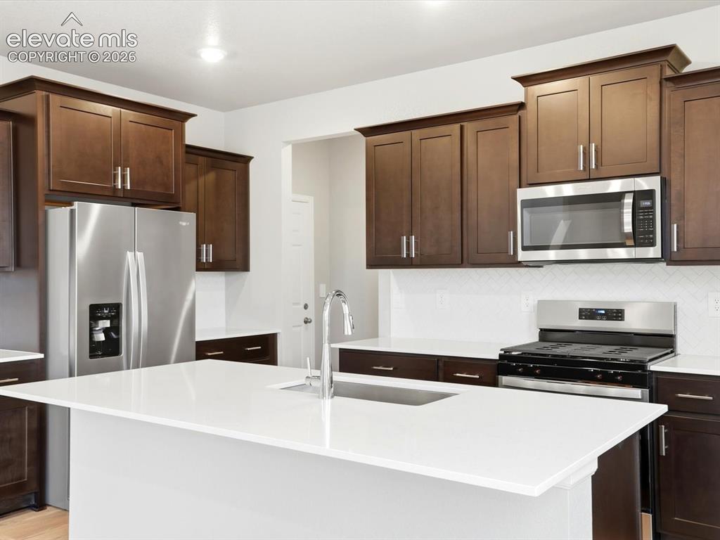 Image 12 of 34: Kitchen