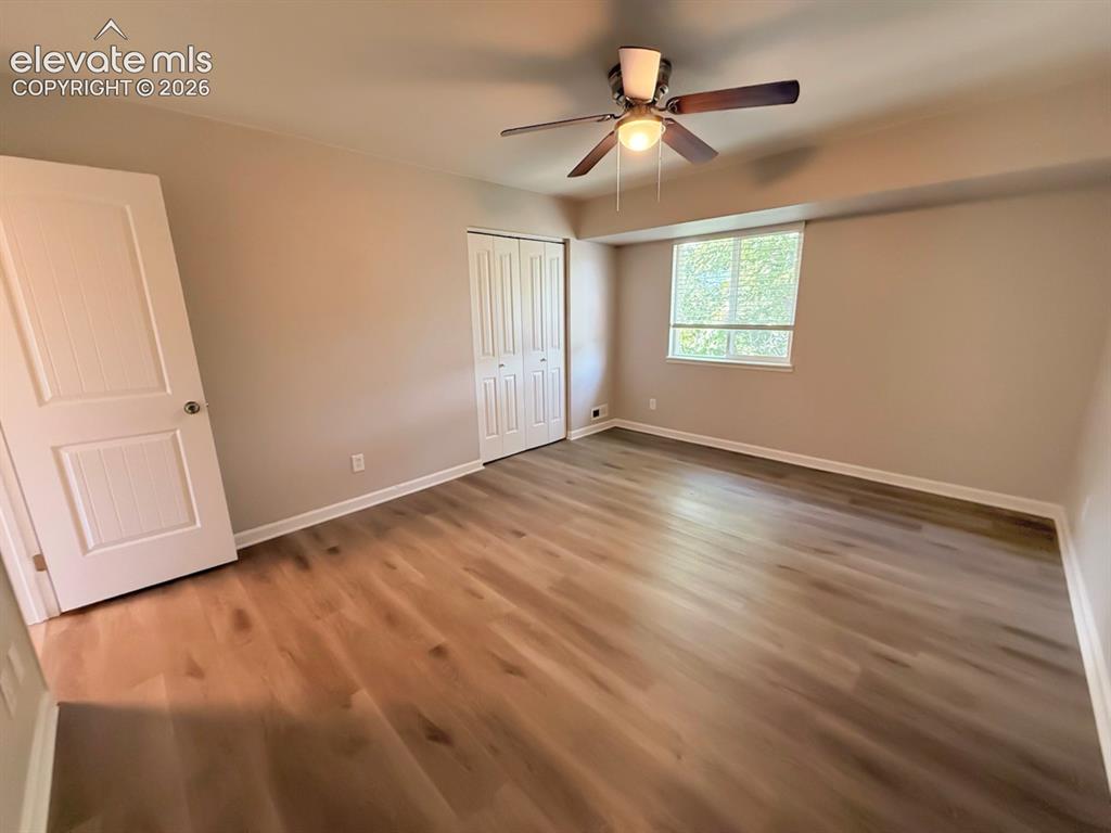 Image 18 of 27: Master Bedroom