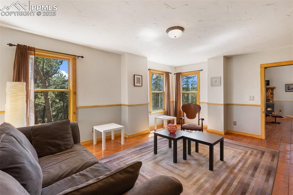 Image 17 of 48: Living Room