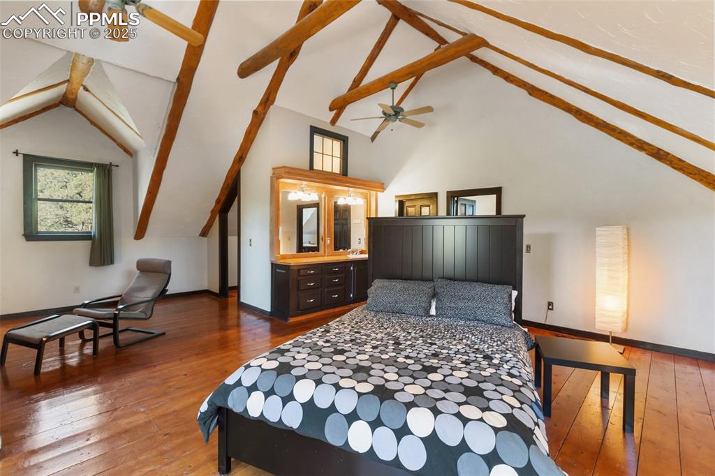 Image 24 of 48: Upper level primary suite