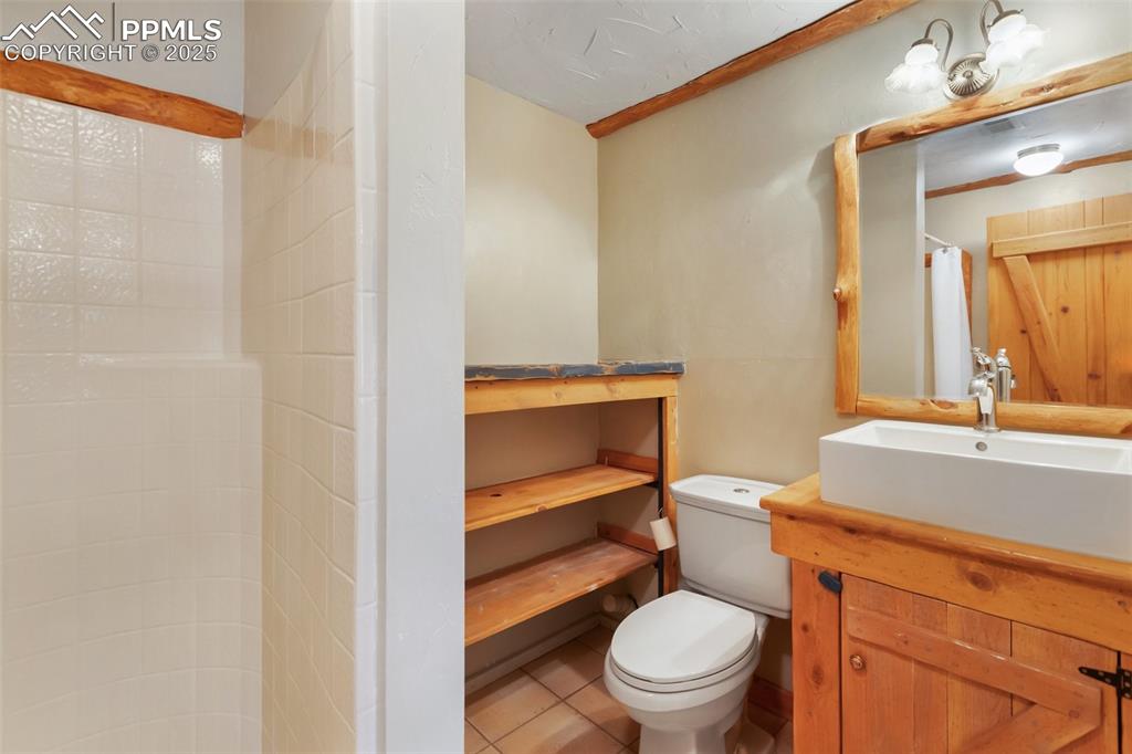 Image 39 of 48: Basement level 3/4 bath