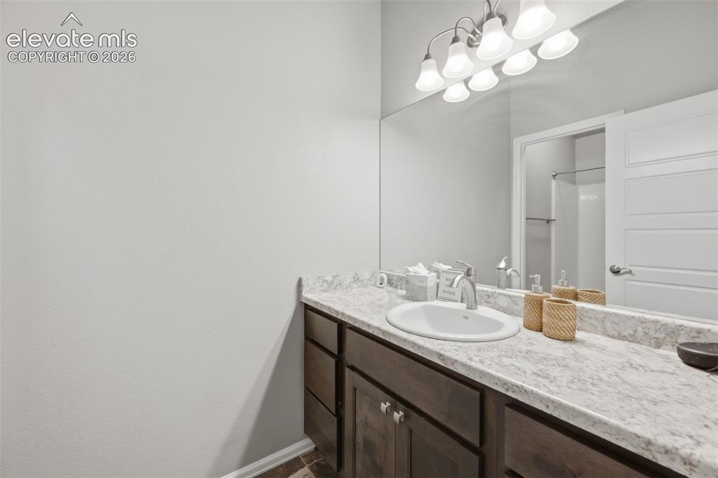 Image 19 of 46: Bathroom