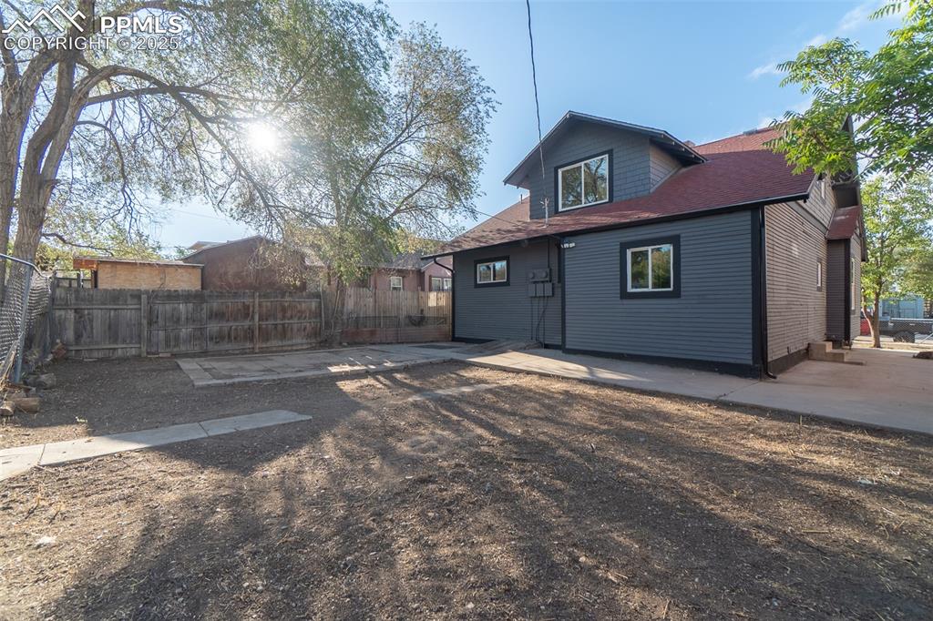 Image 8 of 46: Back of Structure