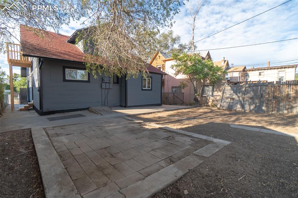 Image 9 of 46: Back of Structure