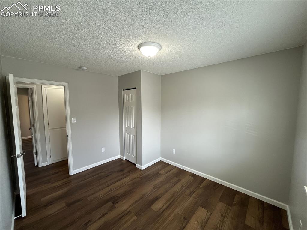 Image 15 of 23: Third bedroom