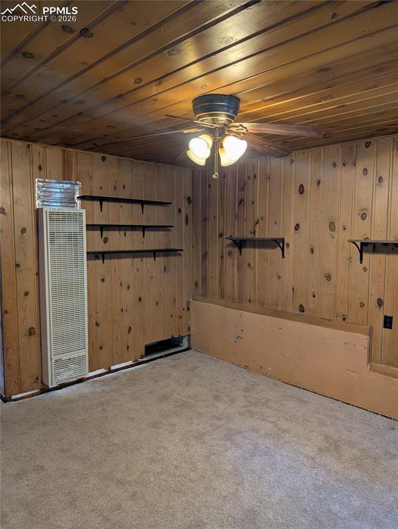 Image 11 of 27: Living Room