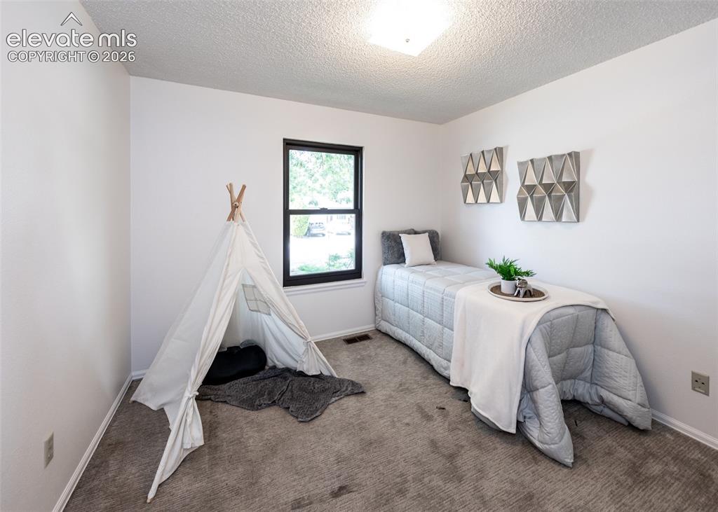 Image 15 of 42: Bedroom