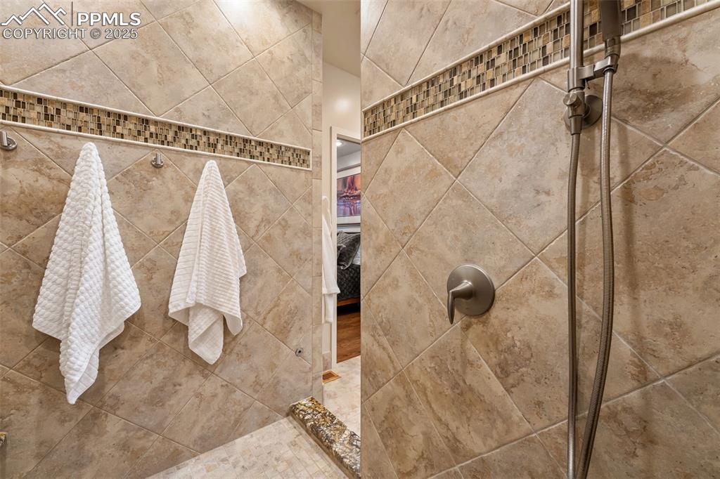 Image 19 of 50: Master Bathroom