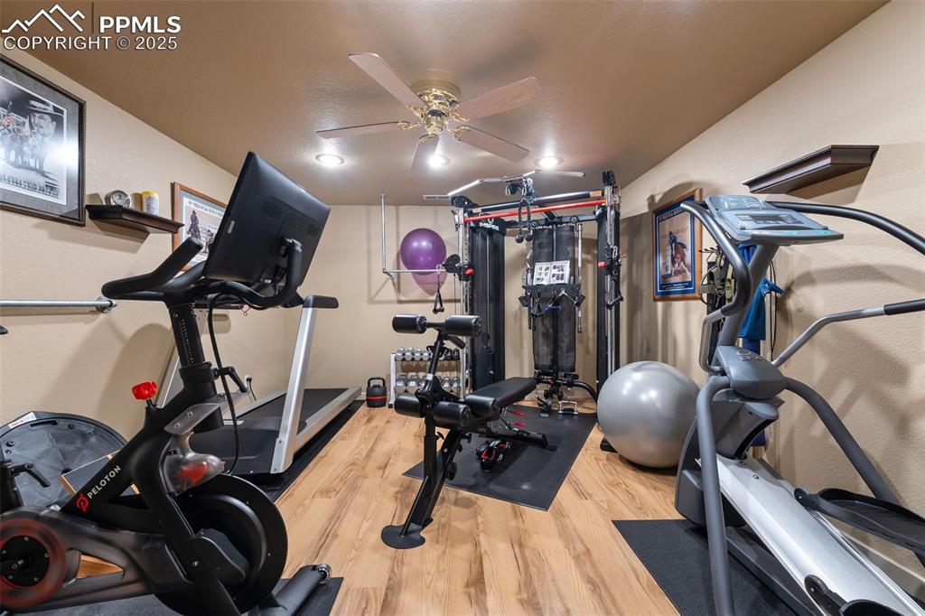 Image 28 of 50: Exercise Room