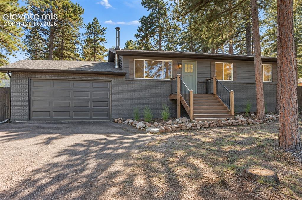 Caption: Front of Property
