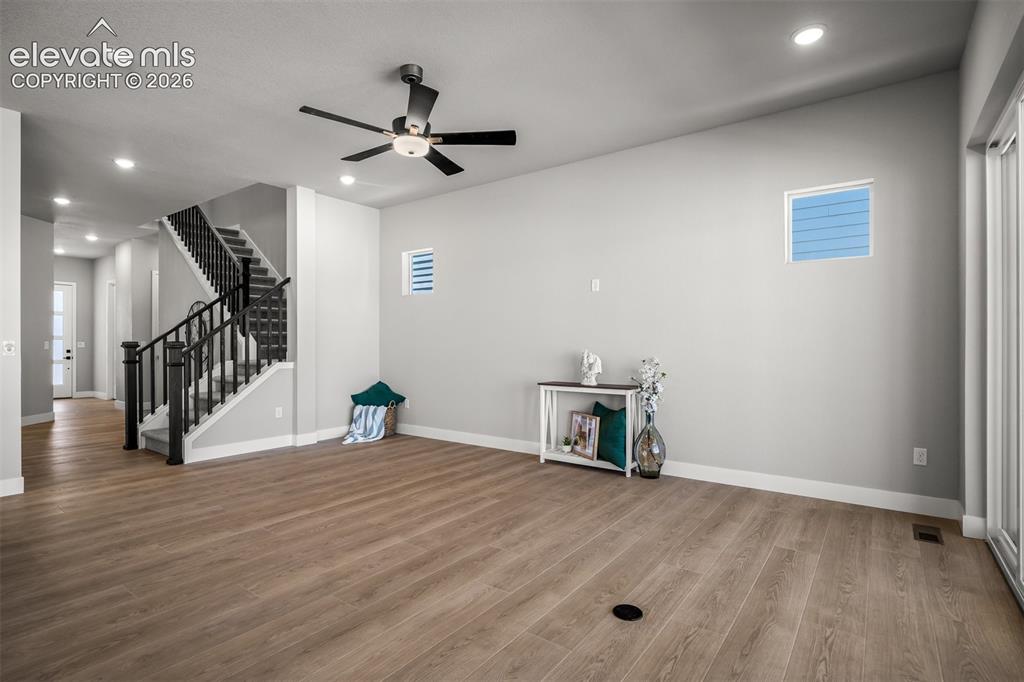 Image 11 of 41: Living Room