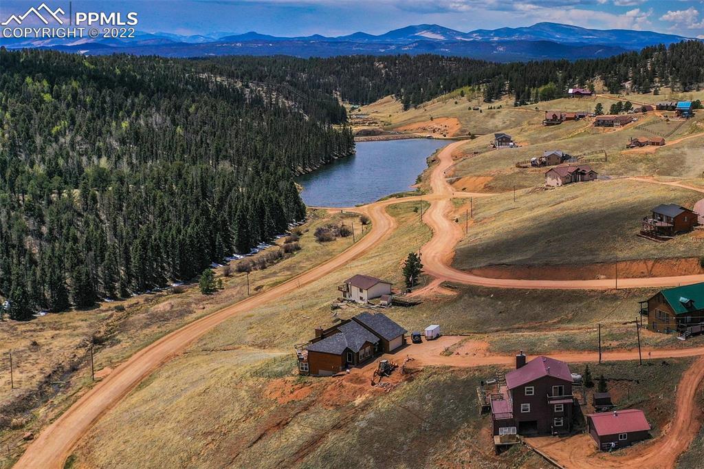 Listing 9395914, Image 3 of 39