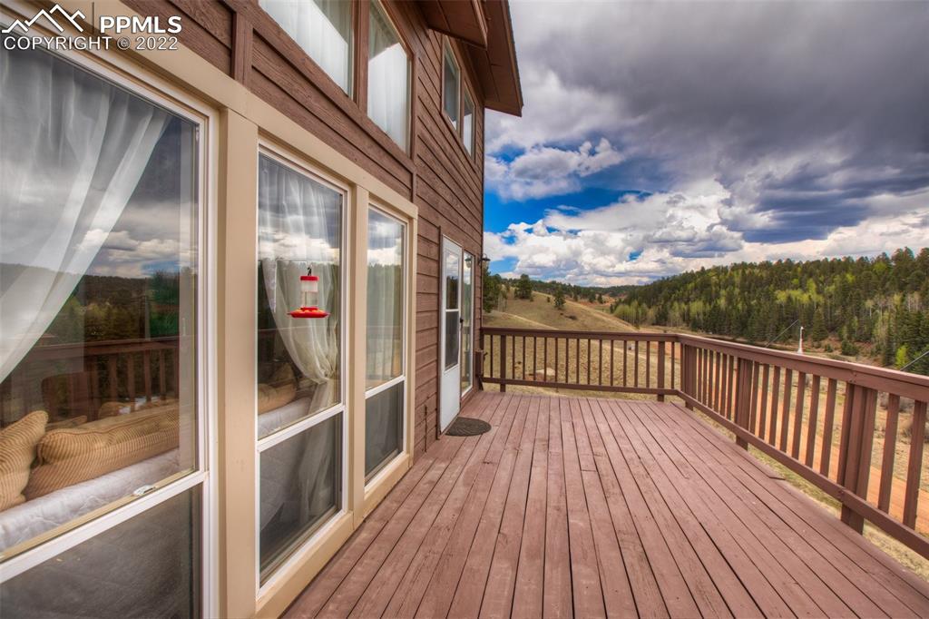 Listing 9395914, Image 32 of 39