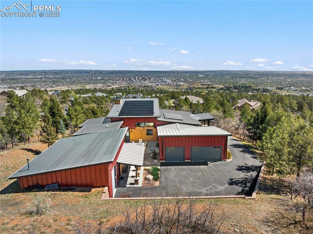 Image 49 of 50: Courtyard