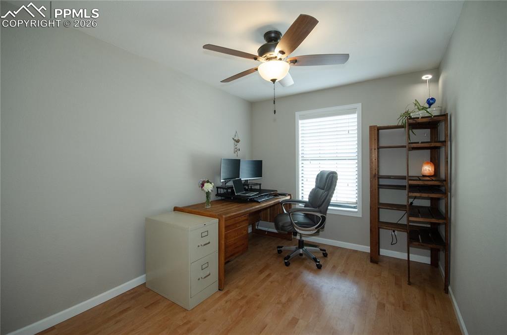 Image 24 of 35: Bedroom