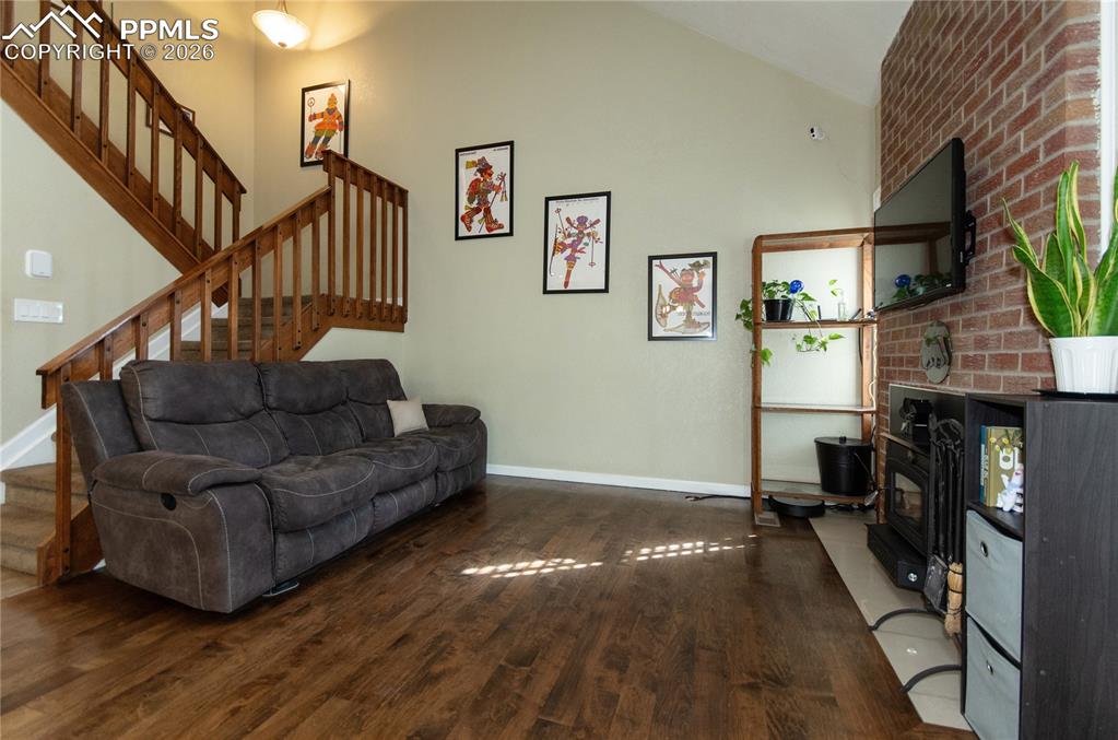 Image 8 of 35: Living Room