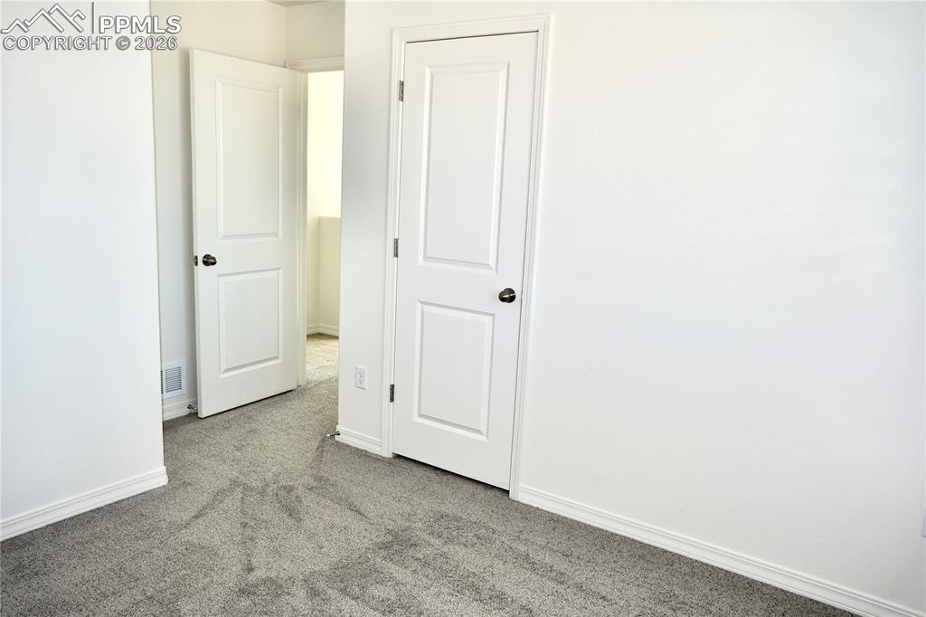 Image 10 of 23: Bedroom