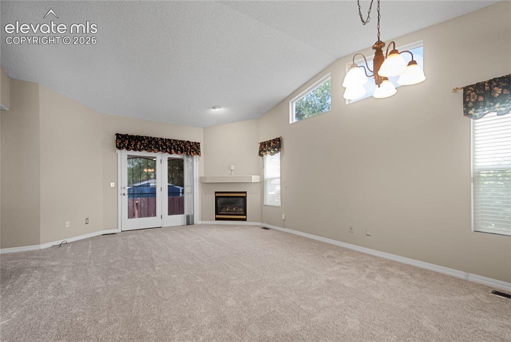 Image 9 of 21: Living Room