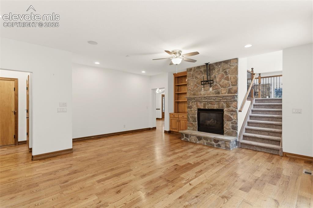 Image 12 of 48: Family Room