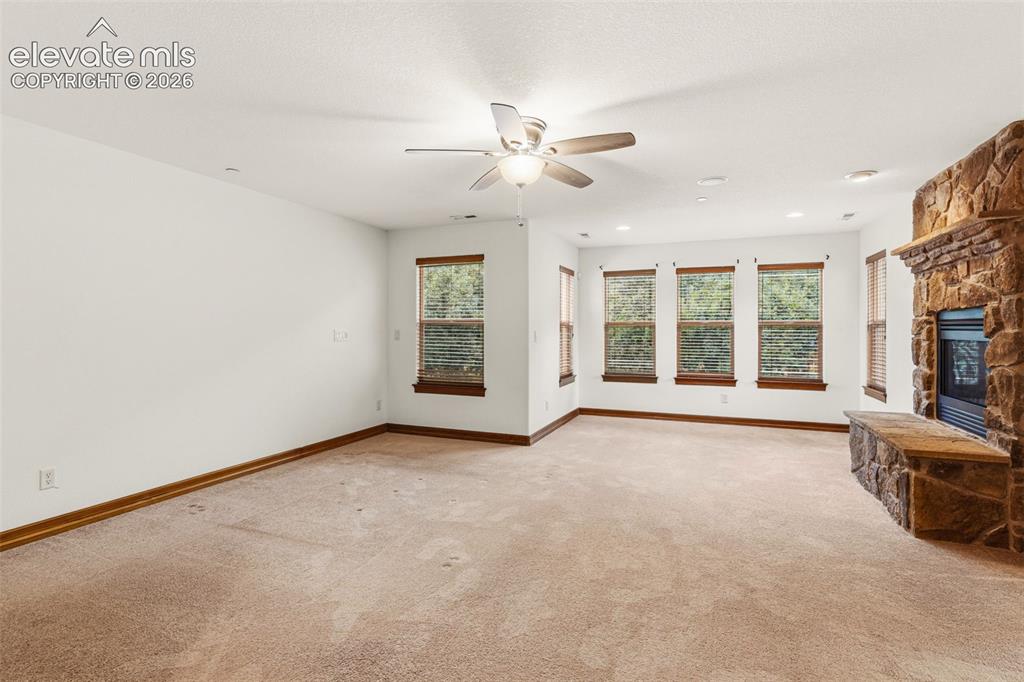 Image 20 of 48: Master Bedroom