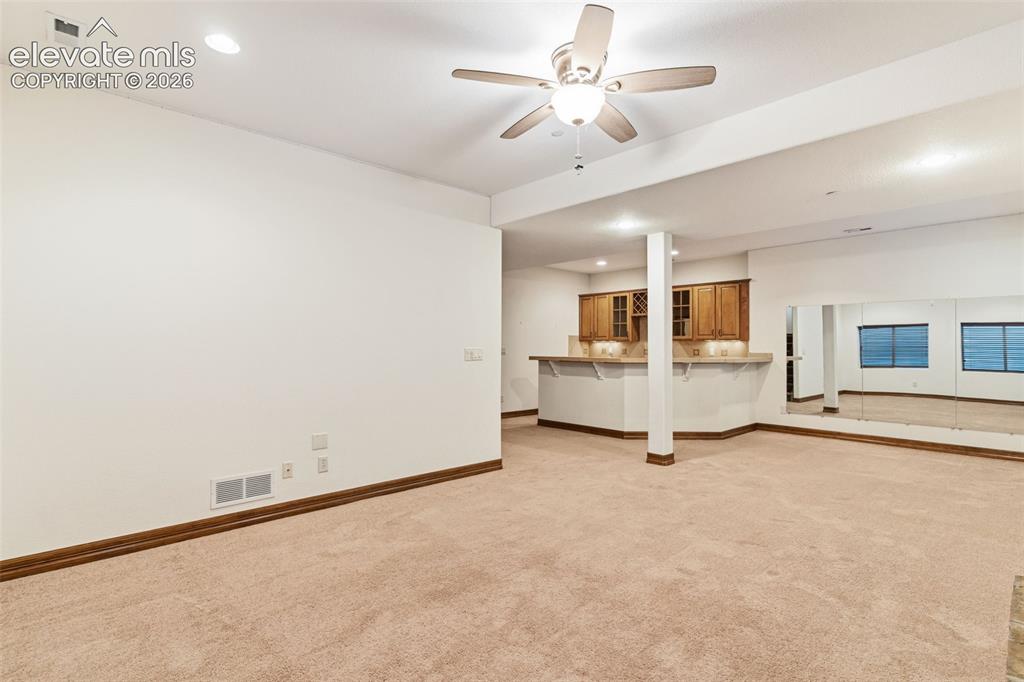 Image 35 of 48: Great Room