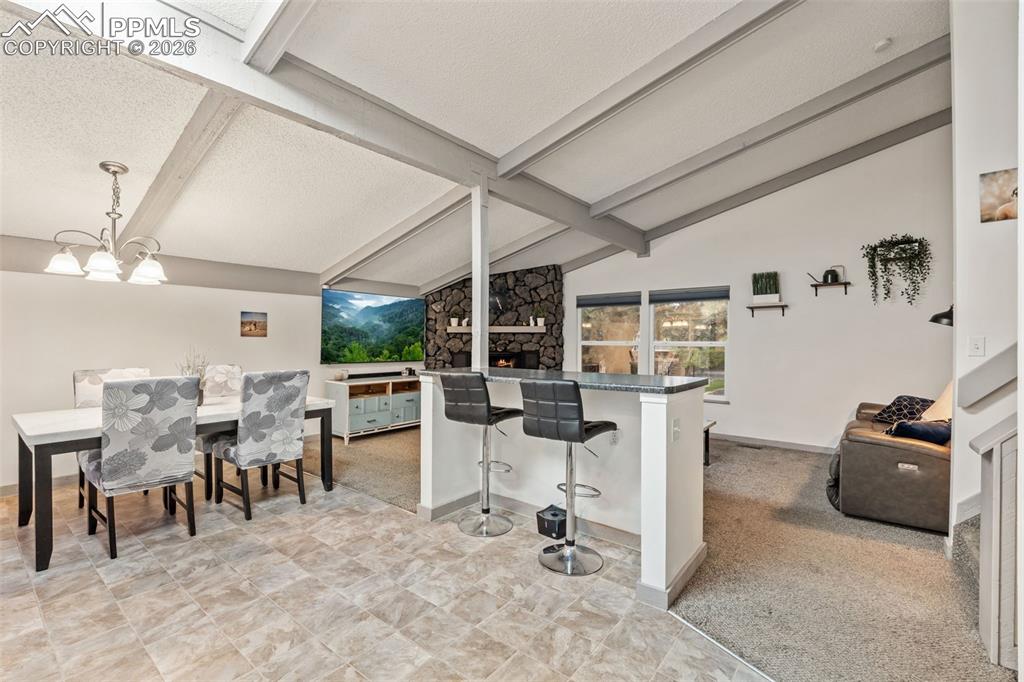 Image 14 of 36: Dining Area