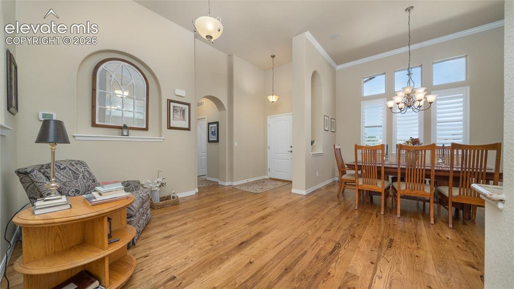 Image 2 of 37: Dining Area