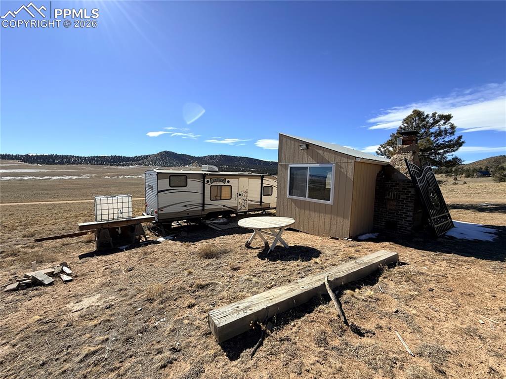 Image 18 of 36: Back of Structure