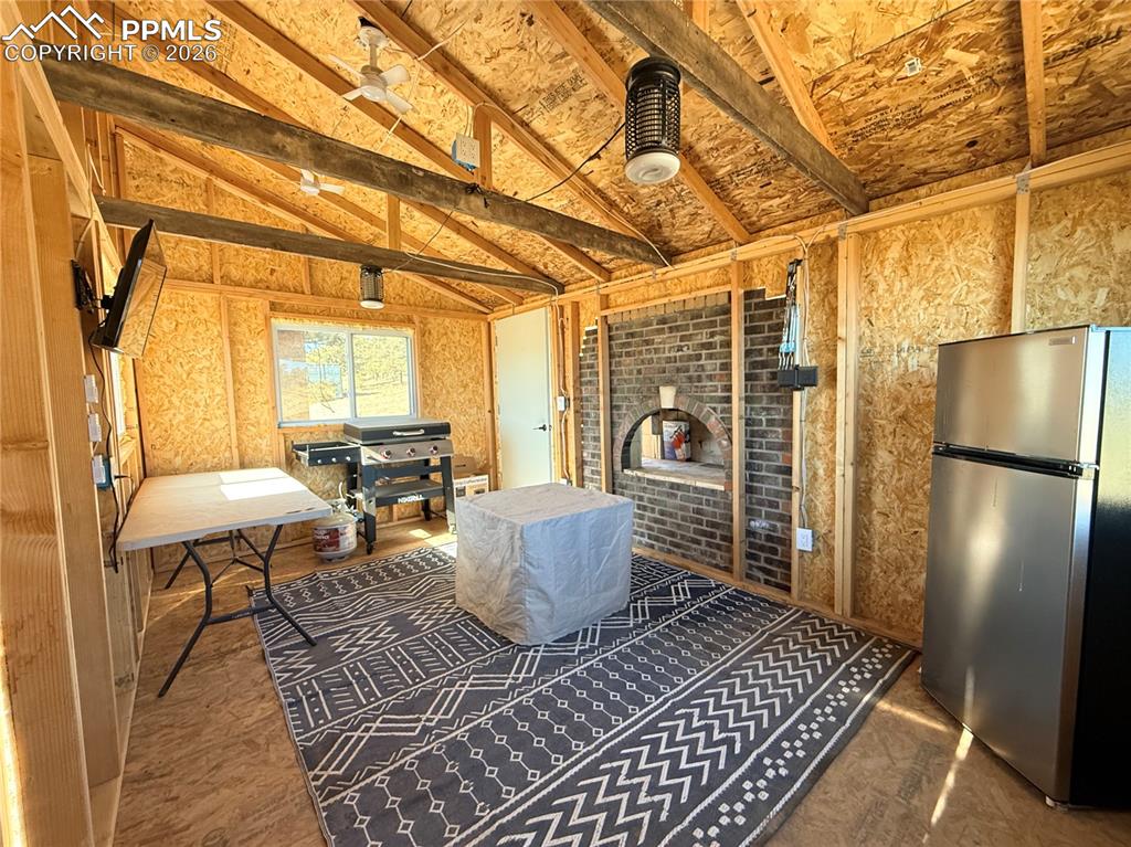 Image 24 of 36: Sitting Room