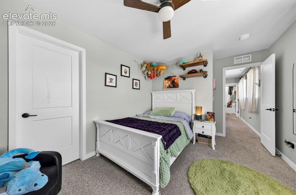 Image 32 of 49: Bedroom