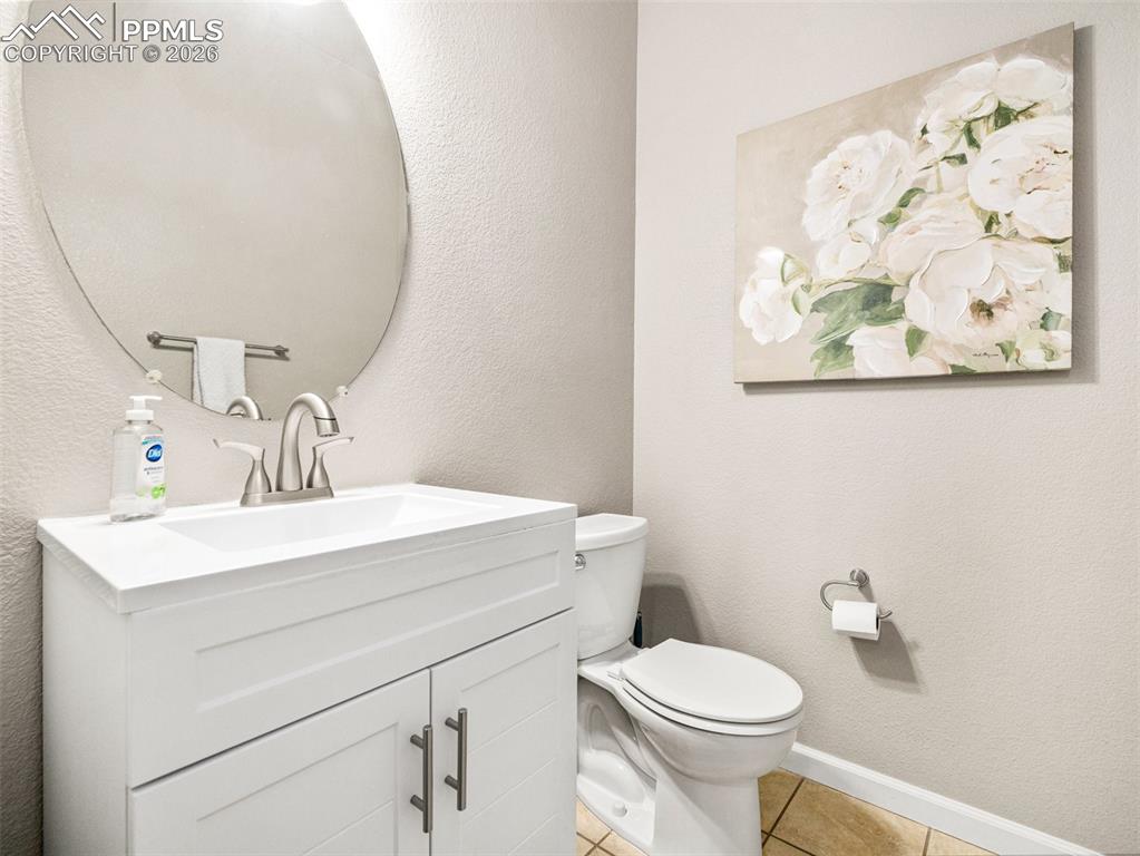 Image 10 of 23: Half bath