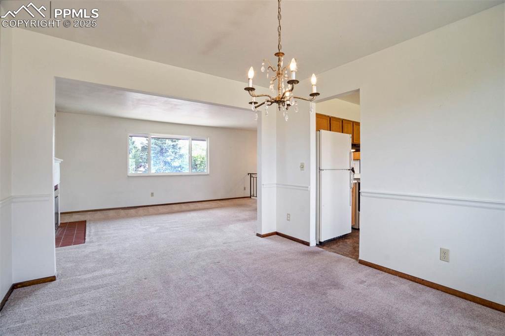 Image 10 of 49: Dining Room