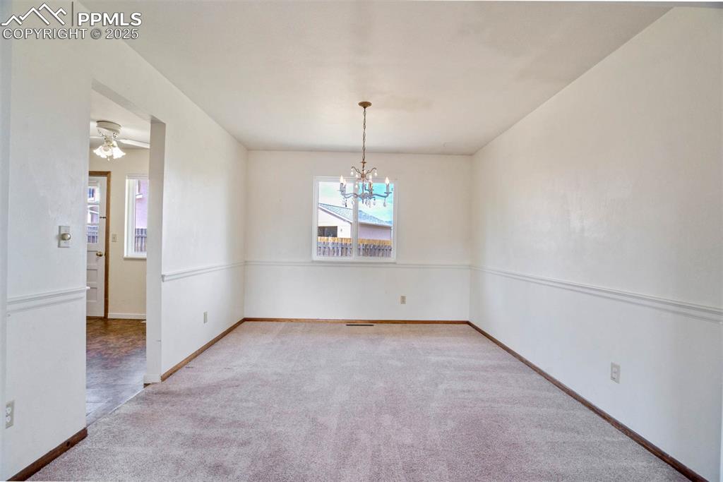 Image 11 of 49: Dining Room