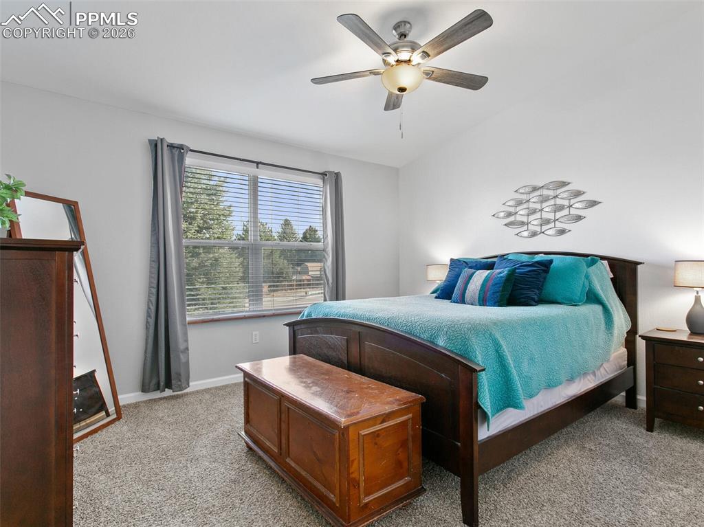 Image 14 of 48: Bedroom