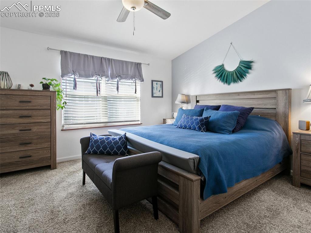 Image 18 of 48: Bedroom