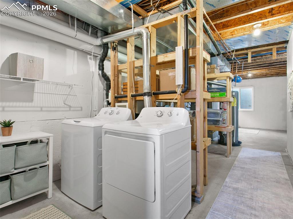 Image 26 of 48: Laundry