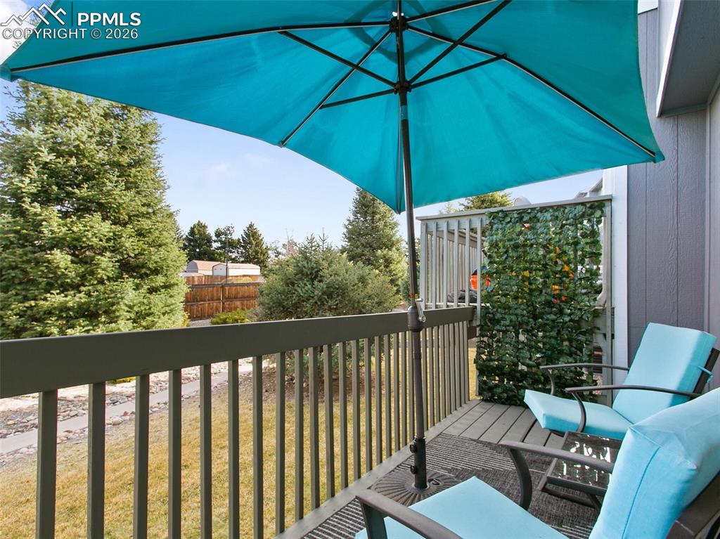 Image 29 of 48: Balcony