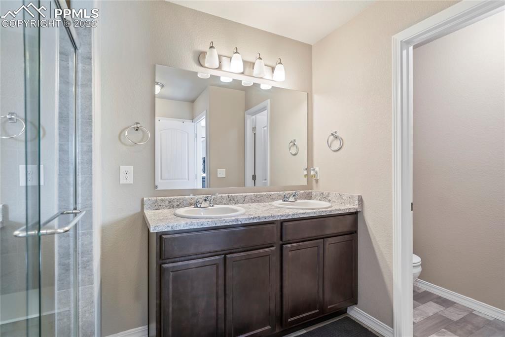 Listing 9405886, Image 15 of 19