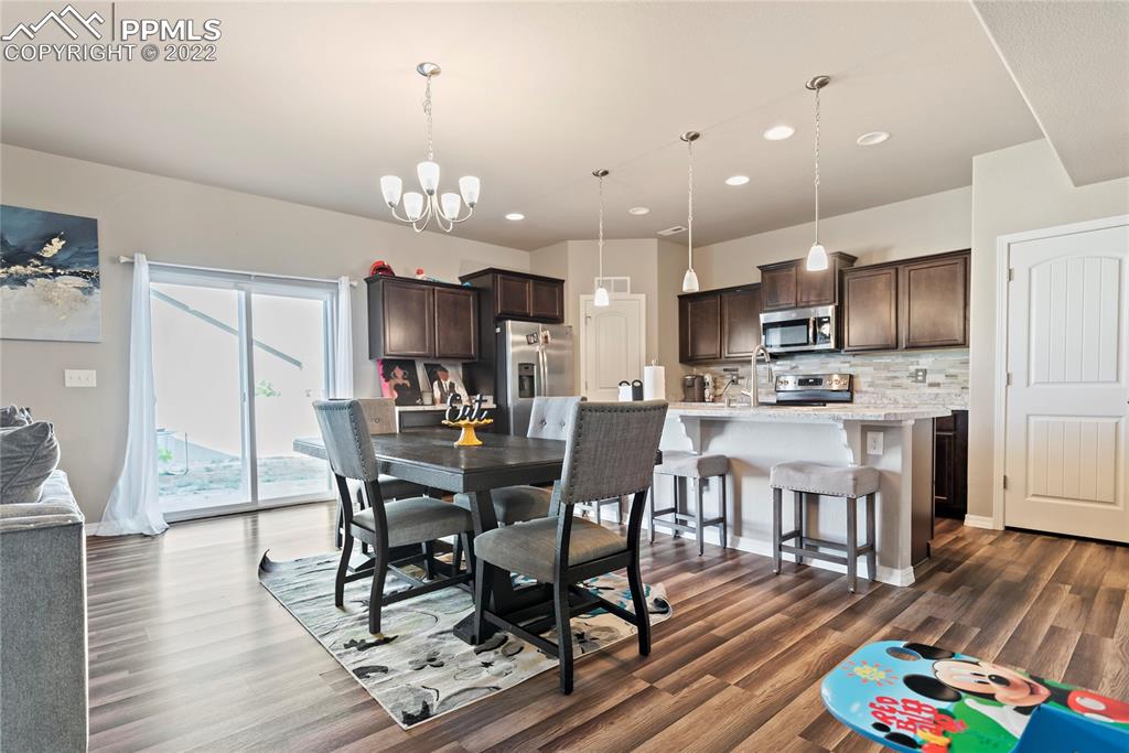 Listing 9405886, Image 8 of 19