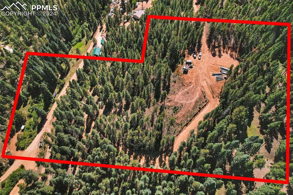 Image 19 of 27: Property Lines are Approximate and not a survey, please rely on Buyer’s own