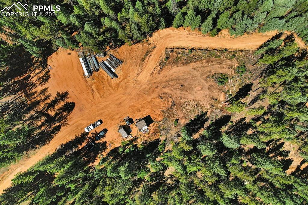 Image 2 of 27: 50x60 steel building frame onsite & included