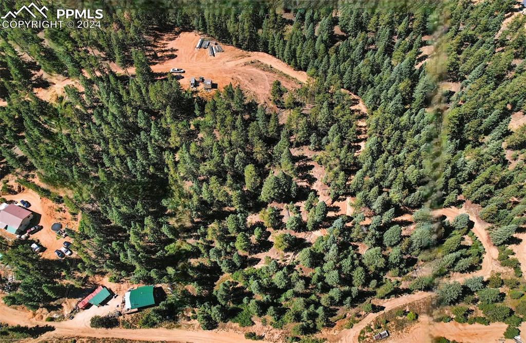 Image 24 of 27: Birds eye view of property