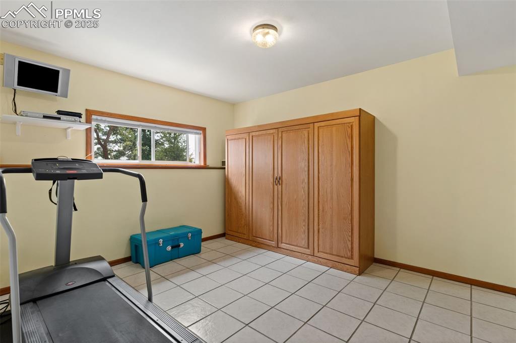 Image 32 of 45: Bedroom #2 with Mountain Views!